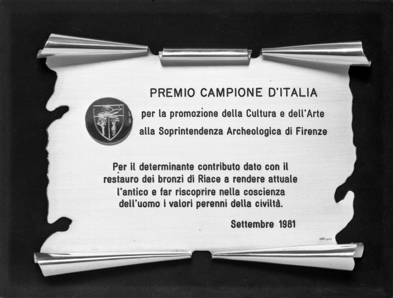 Il premio conferito alla Soprintendenza Archeologica per il restauro condotto sui Bronzi di Riace. Foto: Archivio Fotografico SBAT 