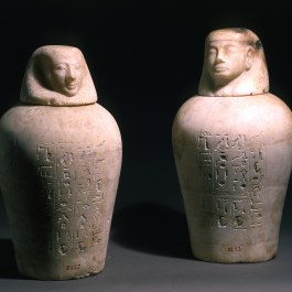 Coppia di canopi (vasi contenenti le viscere del defunto imbalsamate) di Djehuty, Saqqara, Nuovo Regno (XVIII dinastia, regno di Thutmosi III, 1479-1425 a.C.)